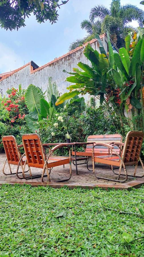 Hostel Snooze Ijen Banyuwangi  Zewnętrze zdjęcie